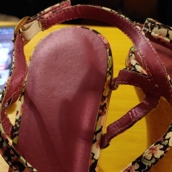 Wedges - Picture 3 of 3